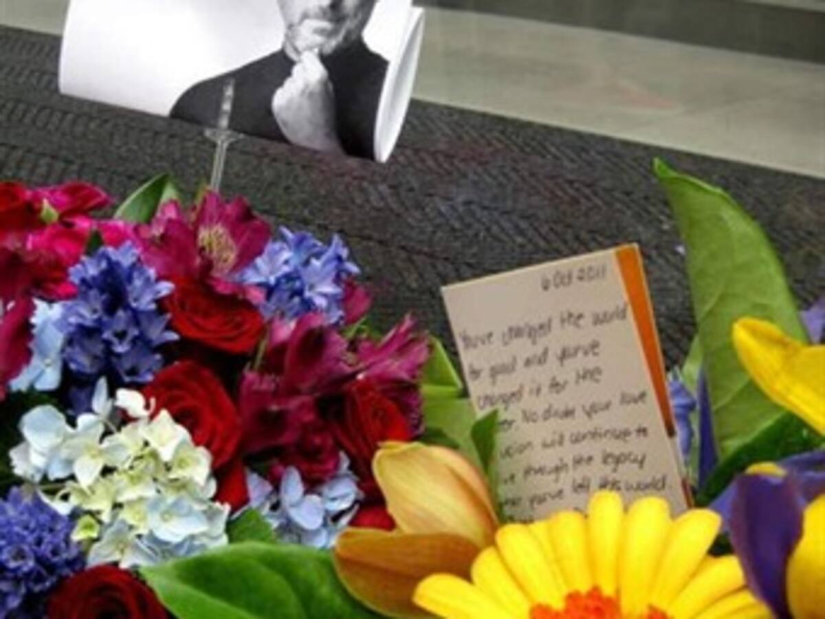 El mundo rinde homenaje a Steve Jobs