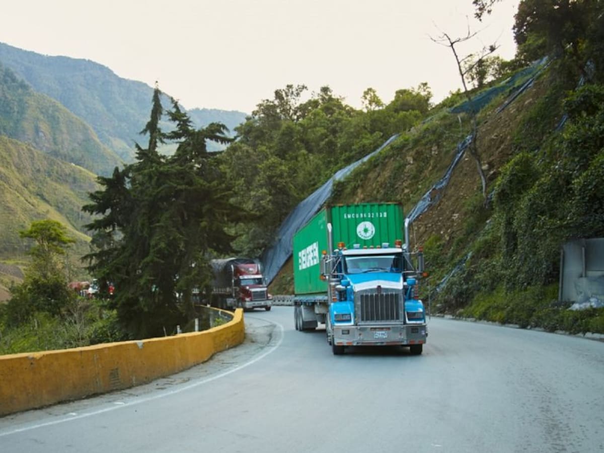 Siguen las dificultades de movilidad en la vía a Línea