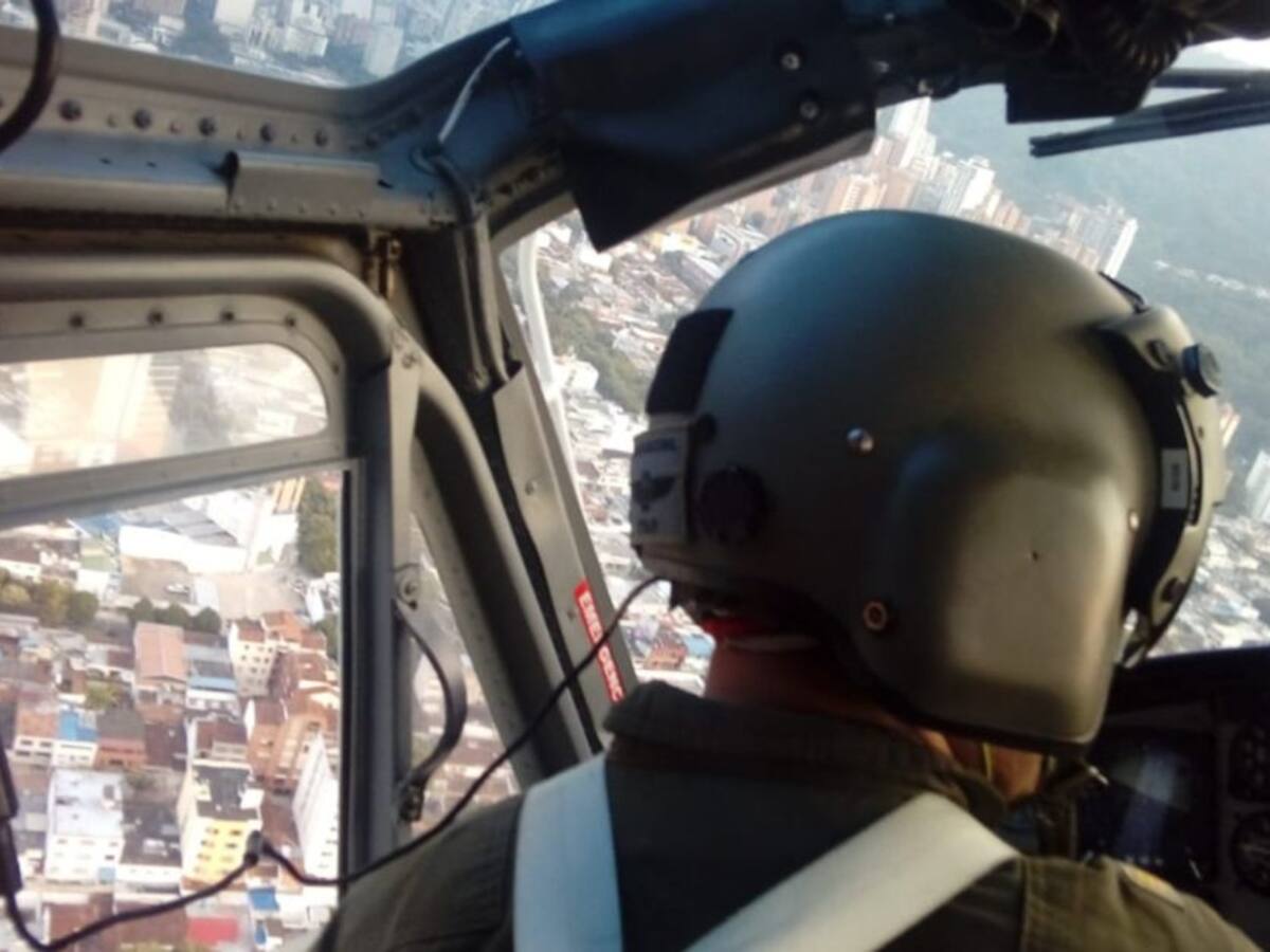 Por aire y tierra buscan a banda de microtráfico en Floridablanca