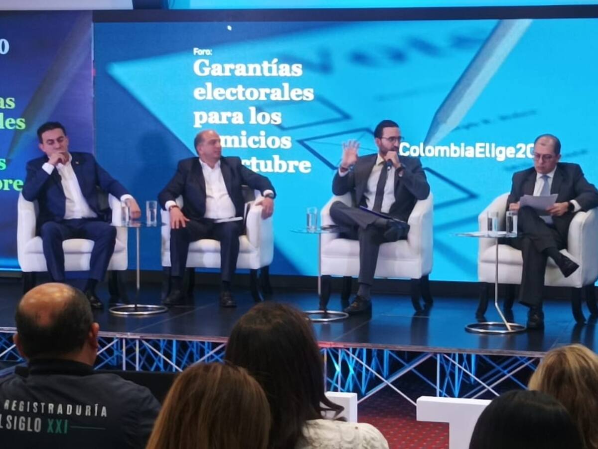 “Bacrim-política”: Alerta por injerencia de grupos armados en elecciones de octubre