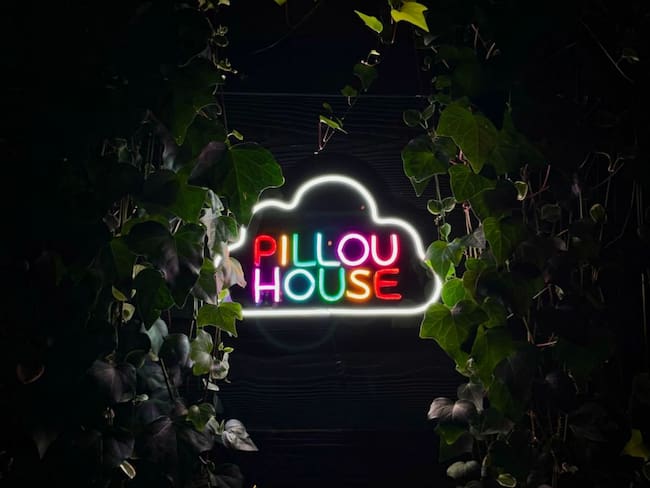PillouHouse, la marca electrónica que busca brindar experiencias artísticas en las fiestas