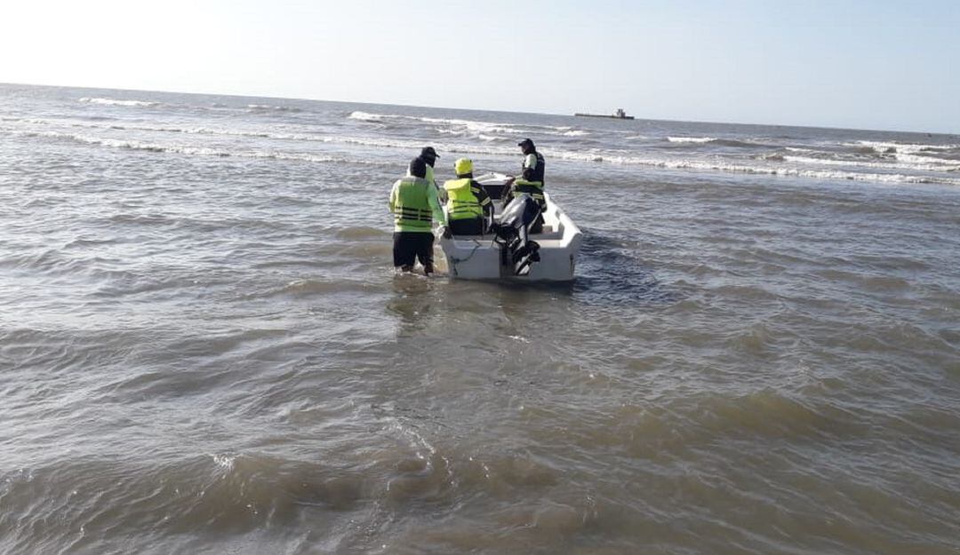 Rescate en playas de Puerto Colombia