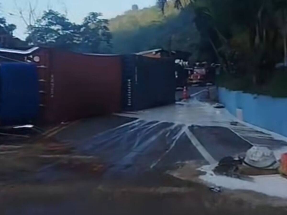 Derrame de látex en río del Tolima dejó sin servicio de agua potable a más de 100 mil habitantes