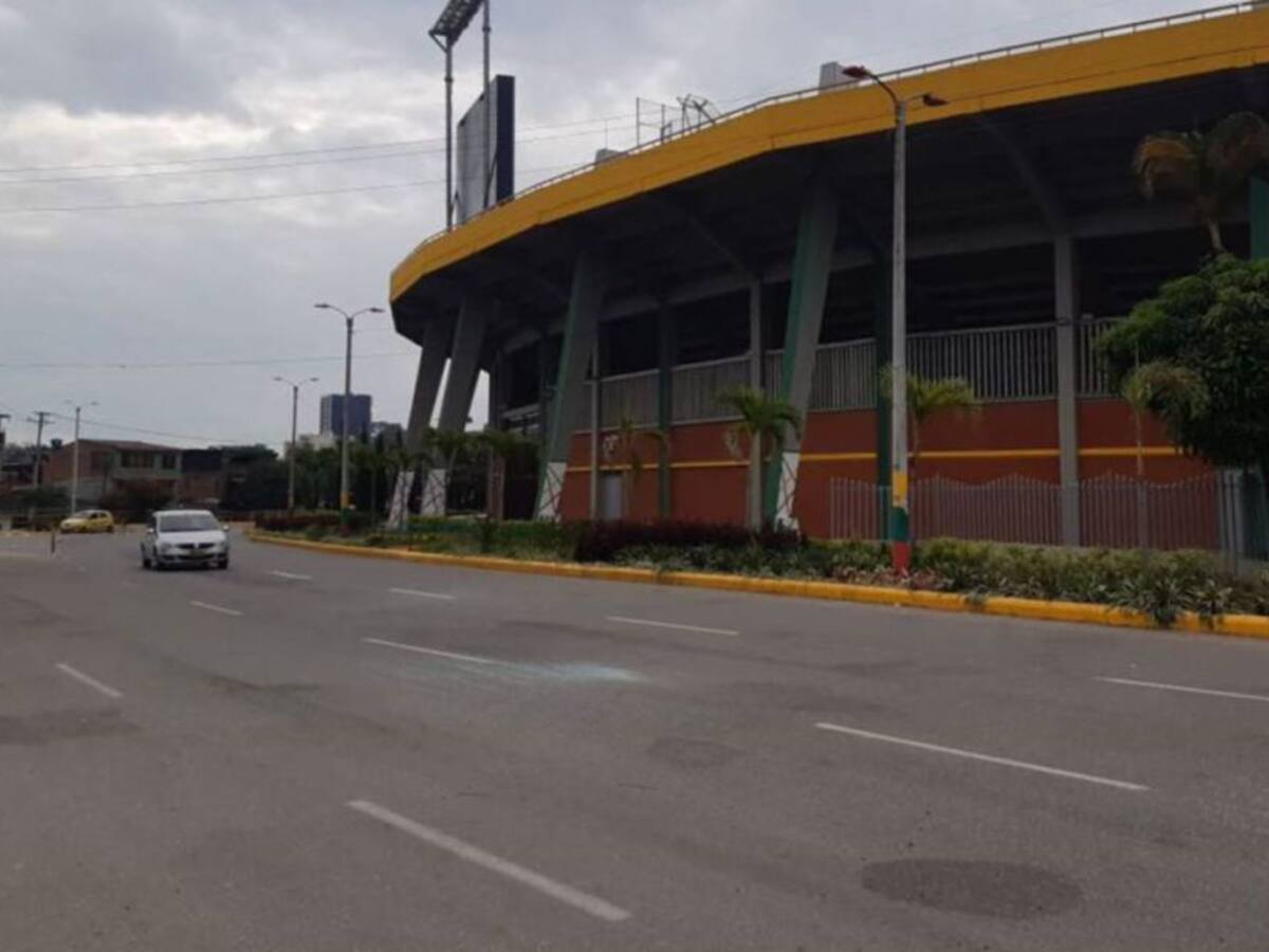 Dos hinchas resultaron heridos con arma blanca a los alrededores del estadio de Ibagué