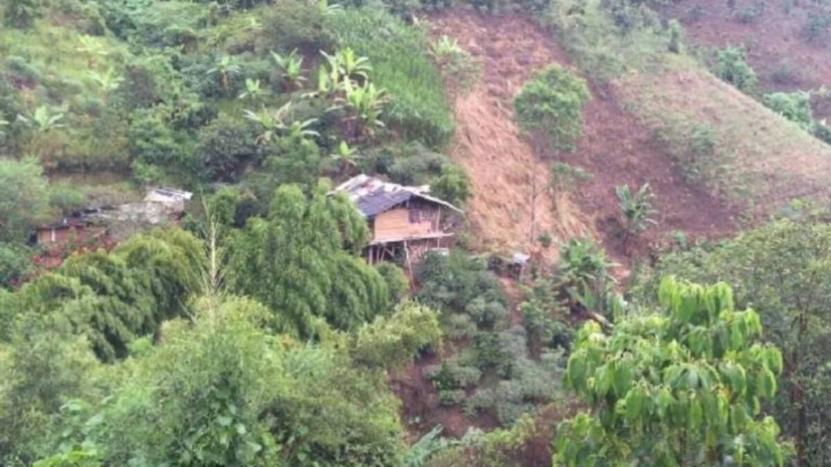 Riesgo de derrumbe en los sectores Bella Vista y Villasantana de Pereira