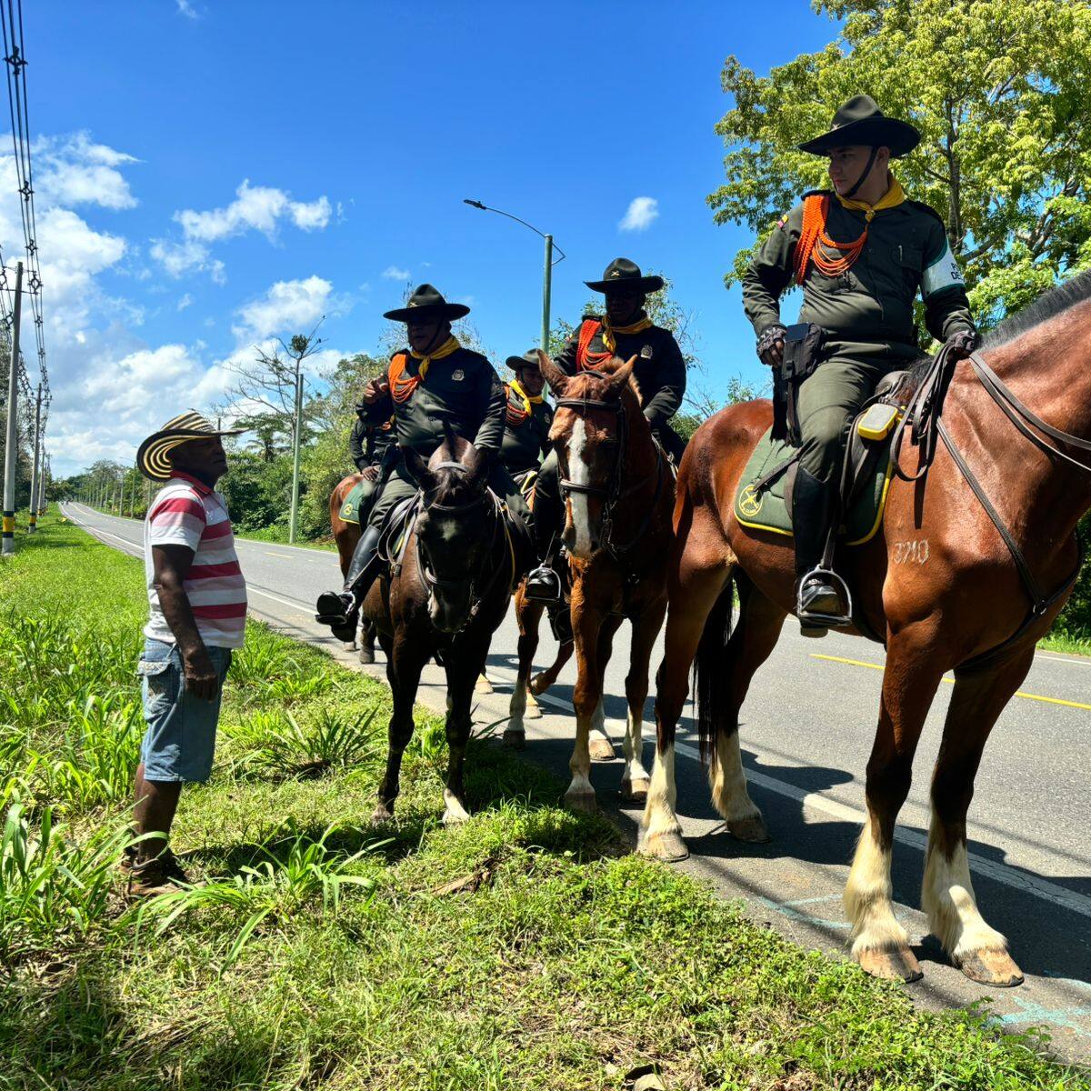 Policía de Bolívar estrecha lazos con campesinos de la vereda ‘El Pueblito’ de Arjona