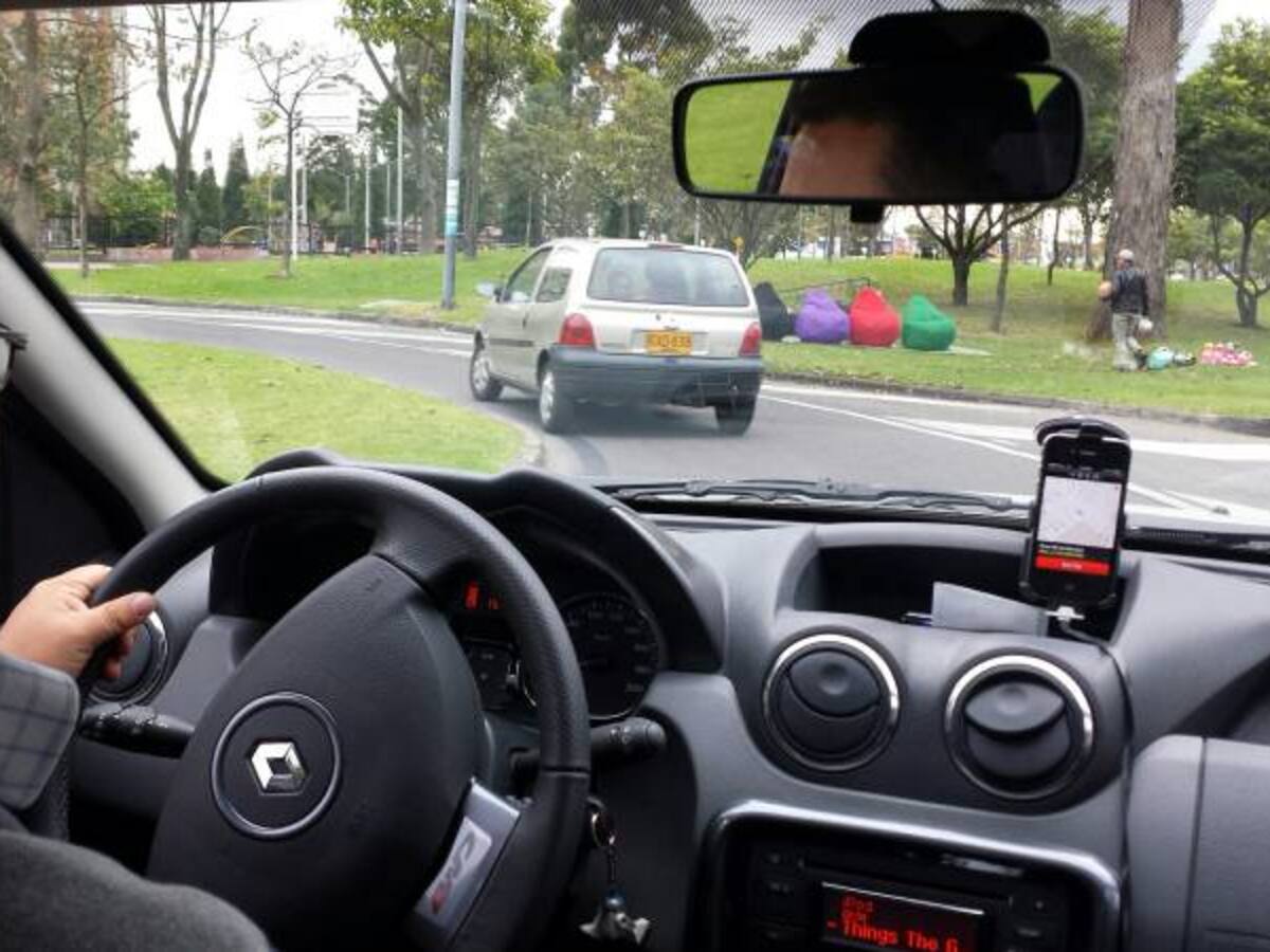 Diversas opiniones por reglamentación de taxis de lujo en Colombia