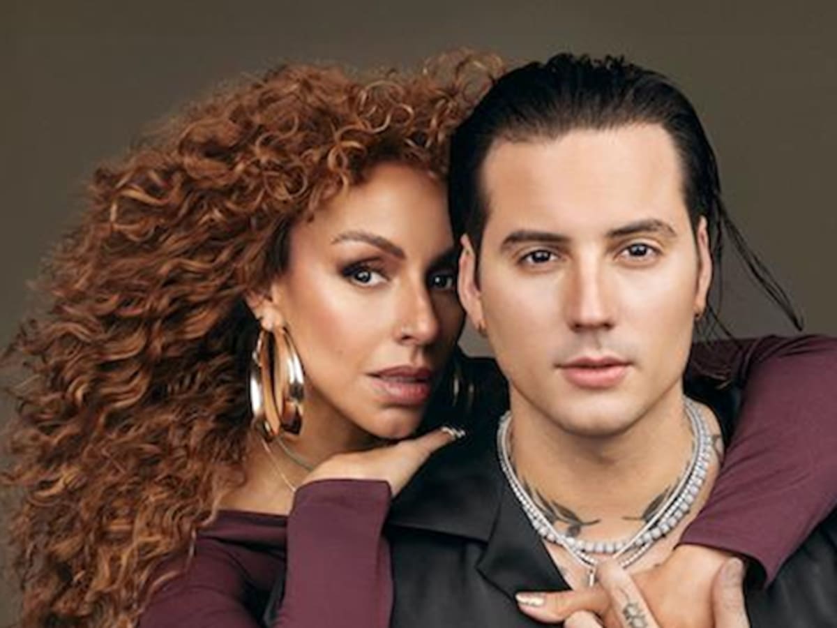 MAÍA entre dos amores en su cancion “AMAR A DOS”