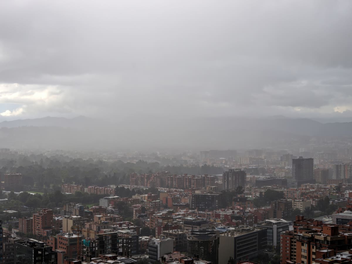 ¿Cuáles son las mayores causas de contaminación en el aire de Bogotá?