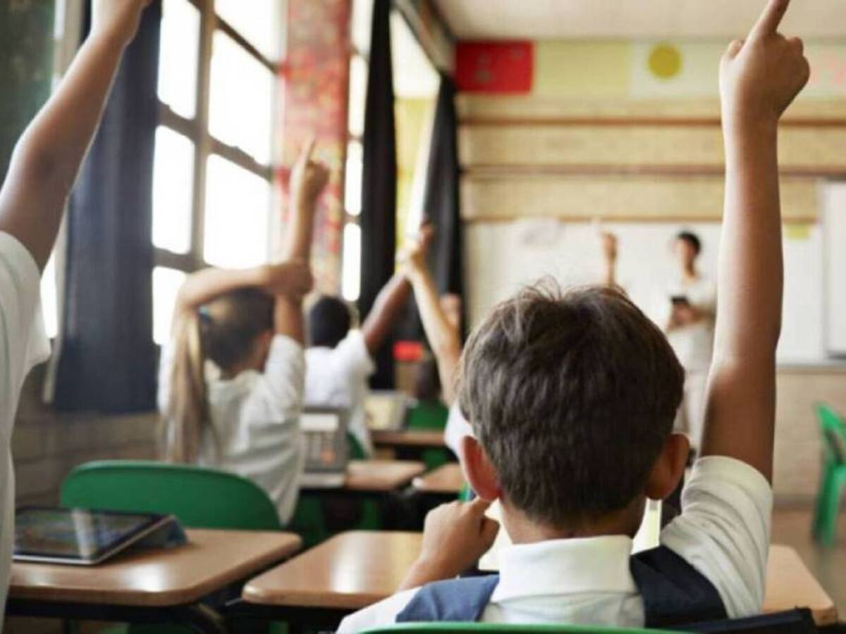 Si los niños van a fiestas y paseos, que regresen al colegio: gobernación