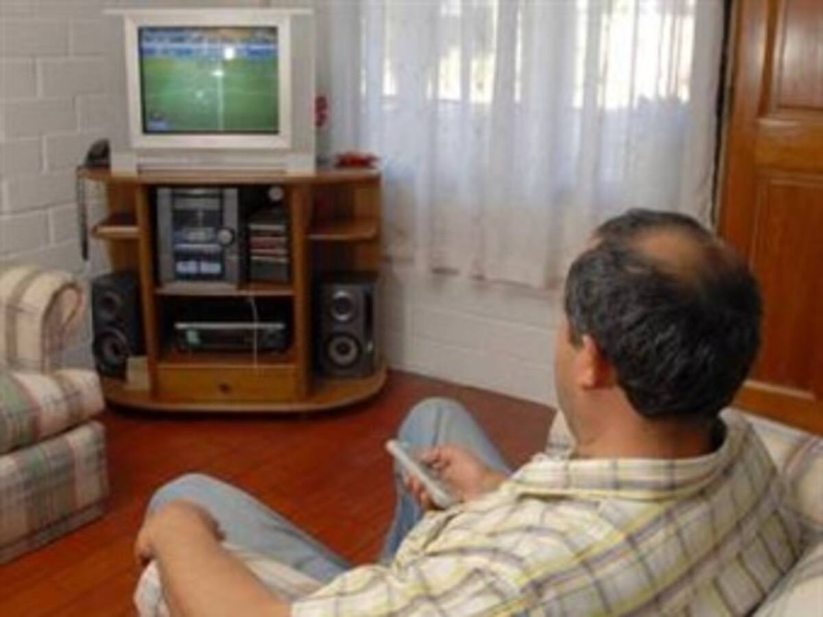La televisión es enemiga de los espermatozoides, revela estudio