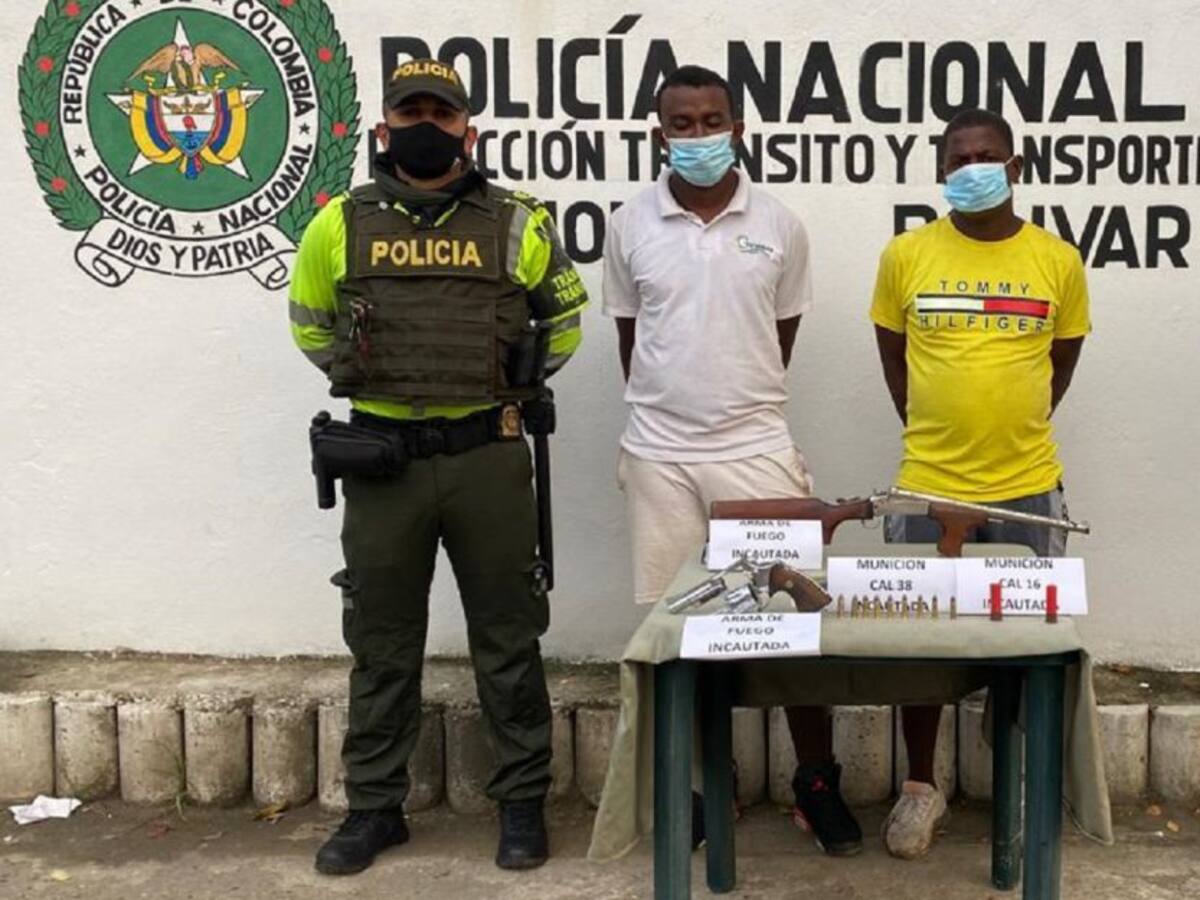 Capturan a dos hombres armados dentro de un bus intermunicipal en Bolívar