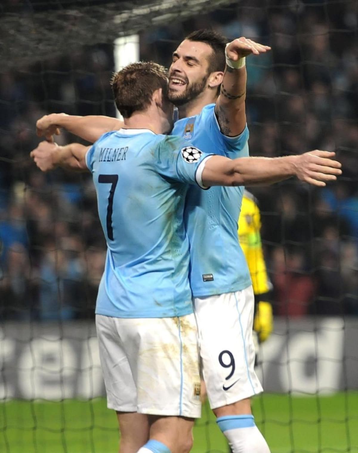 Estos fueron algunos resultados: Real Madrid empató 2-2 con Juventus, Man. City goleó 5-2 al CSKA de Moscú, B.Múnich venció 1-0 a Viktoria Plzen, Man. United igualaó a cero con Real Sociedad, PSG también empató 1-1 con Anderlecht.