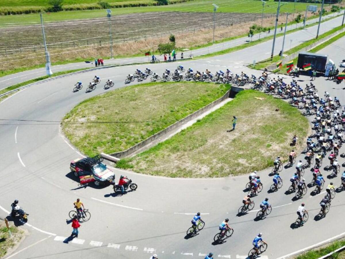 Cierres viales en Ibagué por competencia ciclística