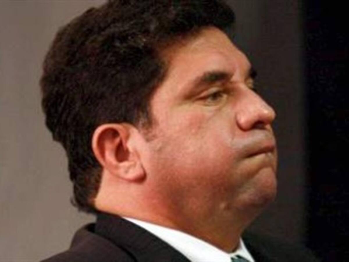 Germán Olano demanda al Estado y reclama un peso de indemnización
