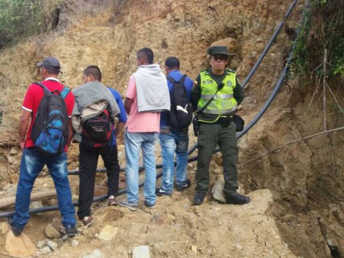 Cuatro capturados por minería ilegal en el Valle