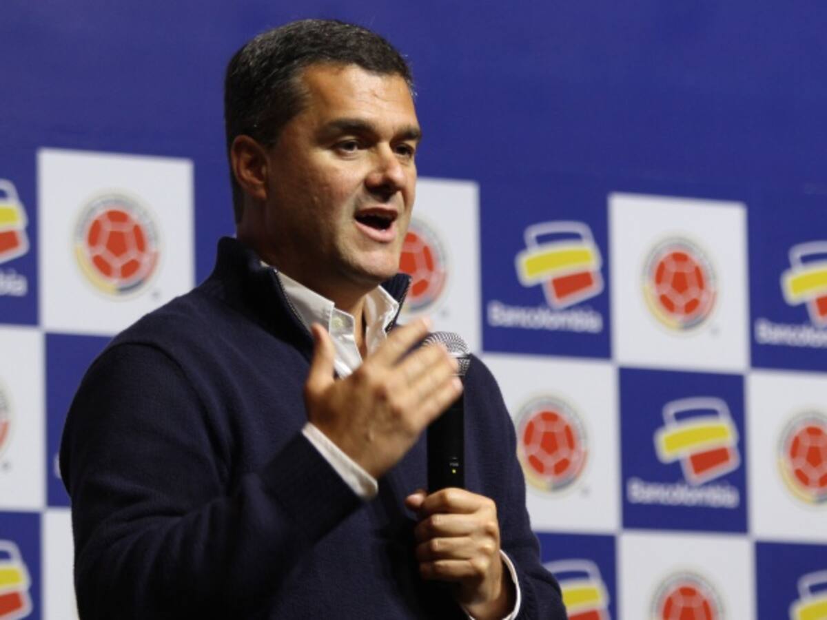 Carlos Raúl Yepes deja la presidencia del Grupo Bancolombia
