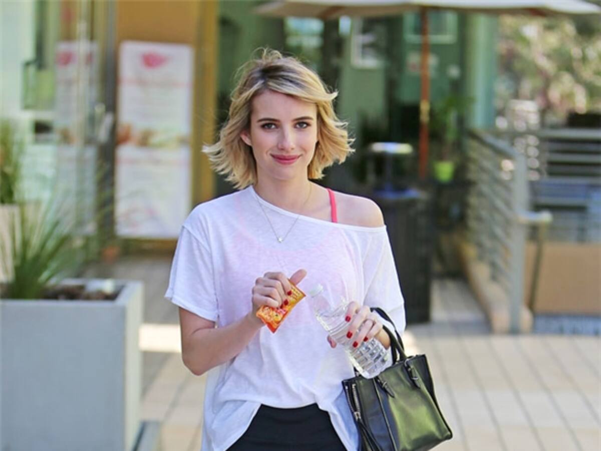 Emma Roberts se siente a gusto con su cuerpo
