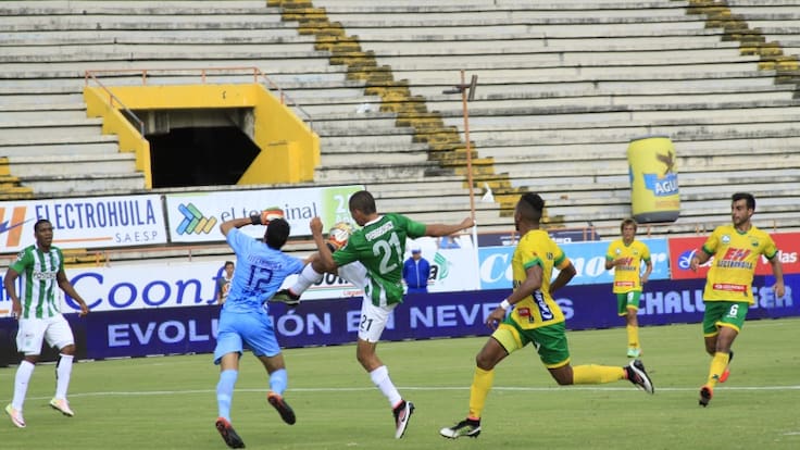 Nacional derrotó a Huila y recuperó el liderato de la Liga Águila