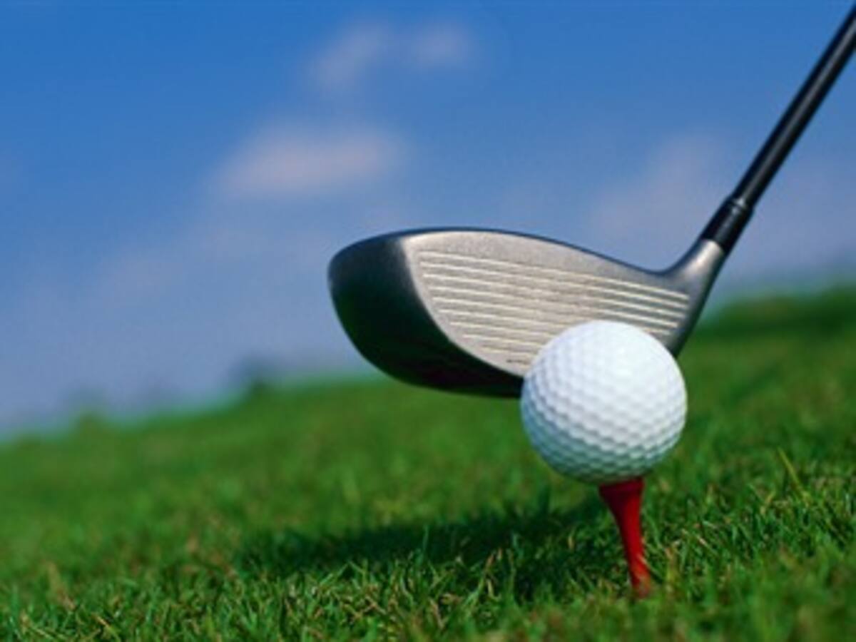 Ómar Beltrán lidera el Torneo de Golf El Nogal-Copa Subaru después de la segunda jornada