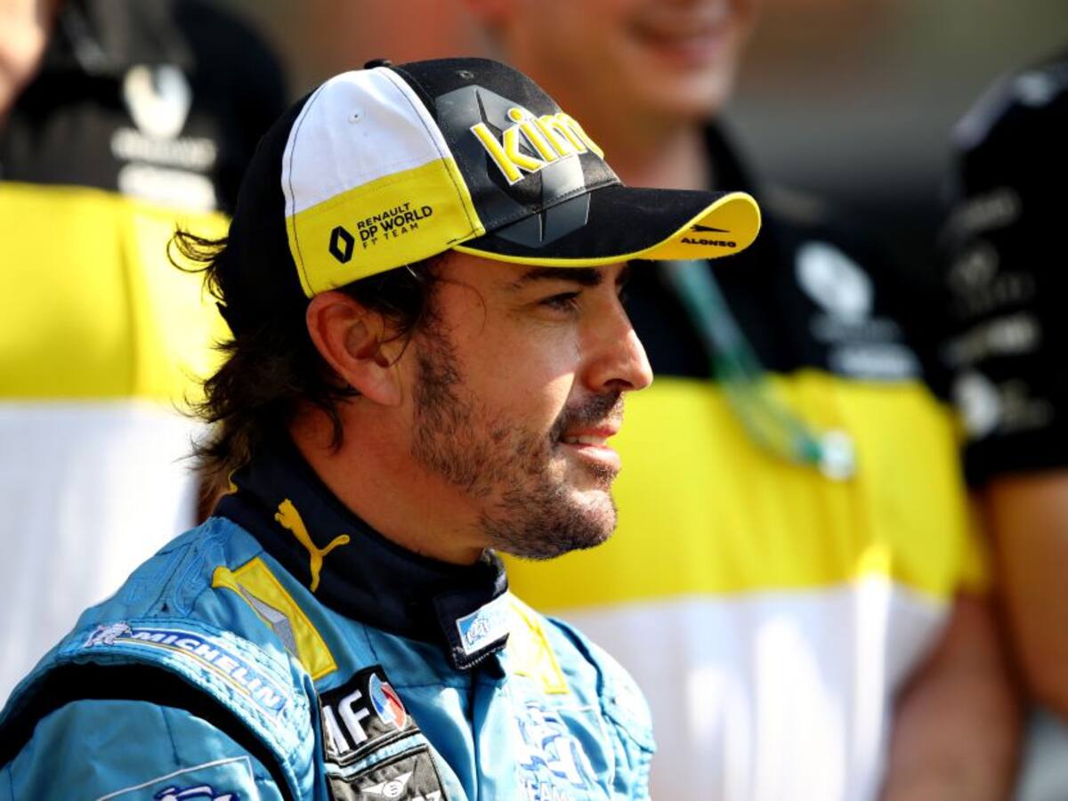 Alonso reaparece tras su accidente y deja un mensaje a los fans de Alpine