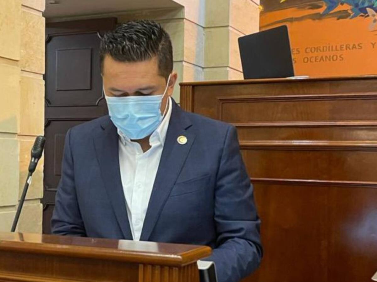 A indagatoria el representante a la Cámara Edwin Ballesteros