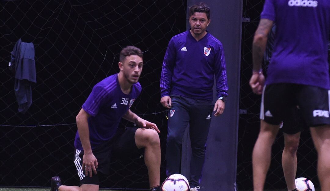 Nahuel y Marcelo Gallardo, durante el paso del lateral por River Plate en 2019.