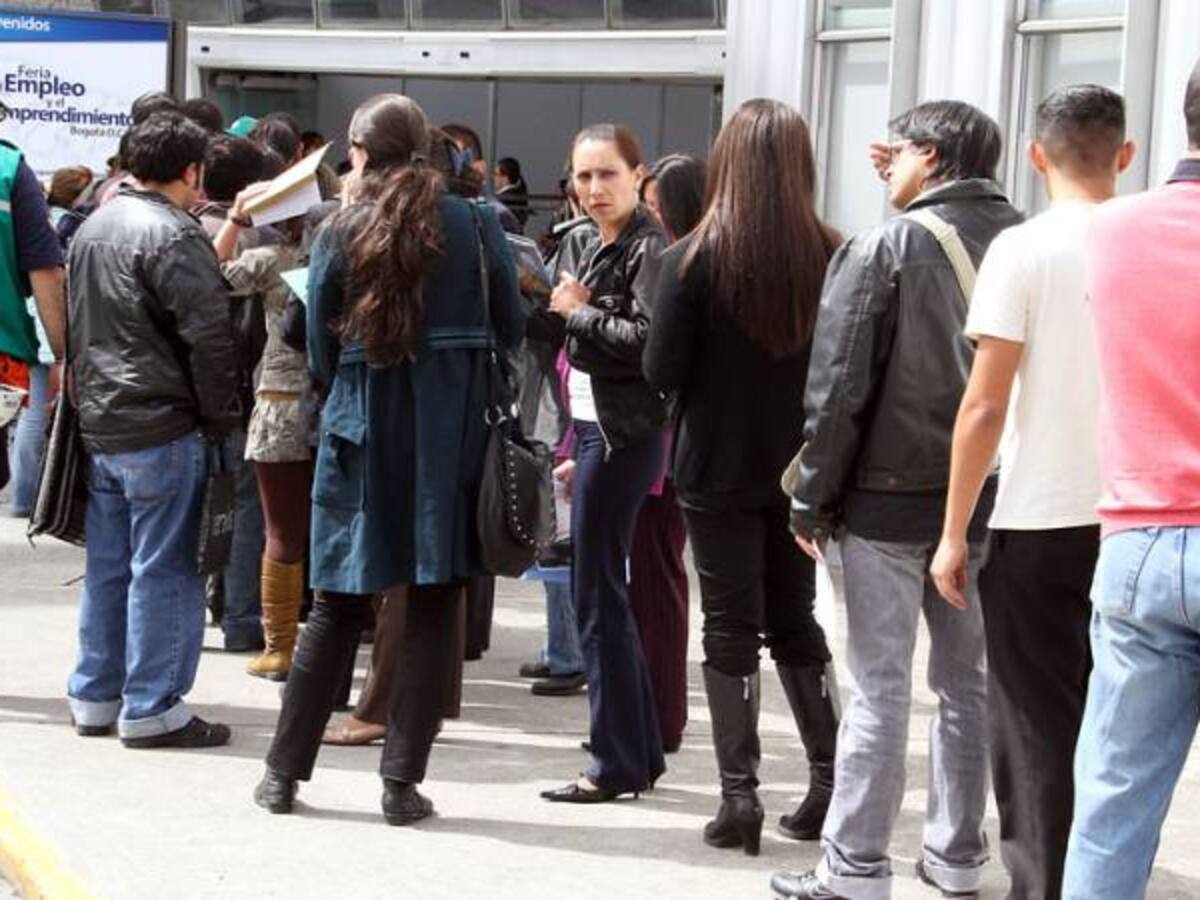Leve alza del desempleo en enero: subió a 11,8%
