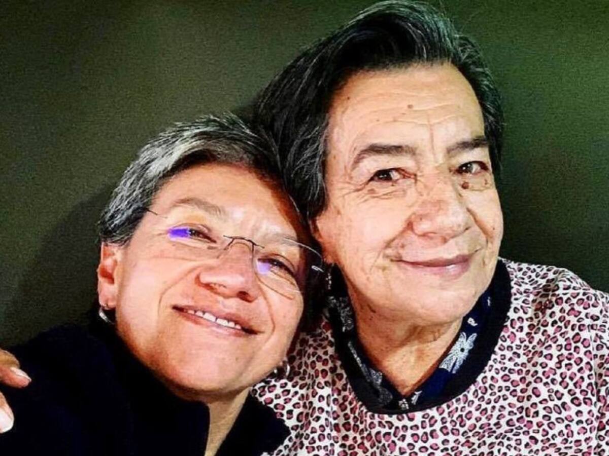 “Gustavo Petro es un cambio real”: María del Carmen, mamá de Claudia López