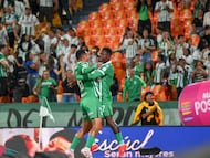 Nacional vence al Cali en el duelo de verdes y se mete en los ocho mejores: Resumen del partido // Colprensa