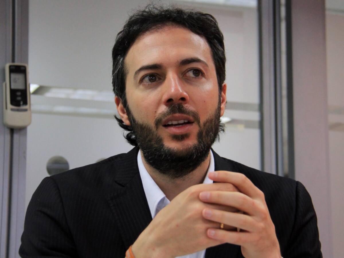 "Hay que hacer mucha pedagogía para que las personas se vacunen"