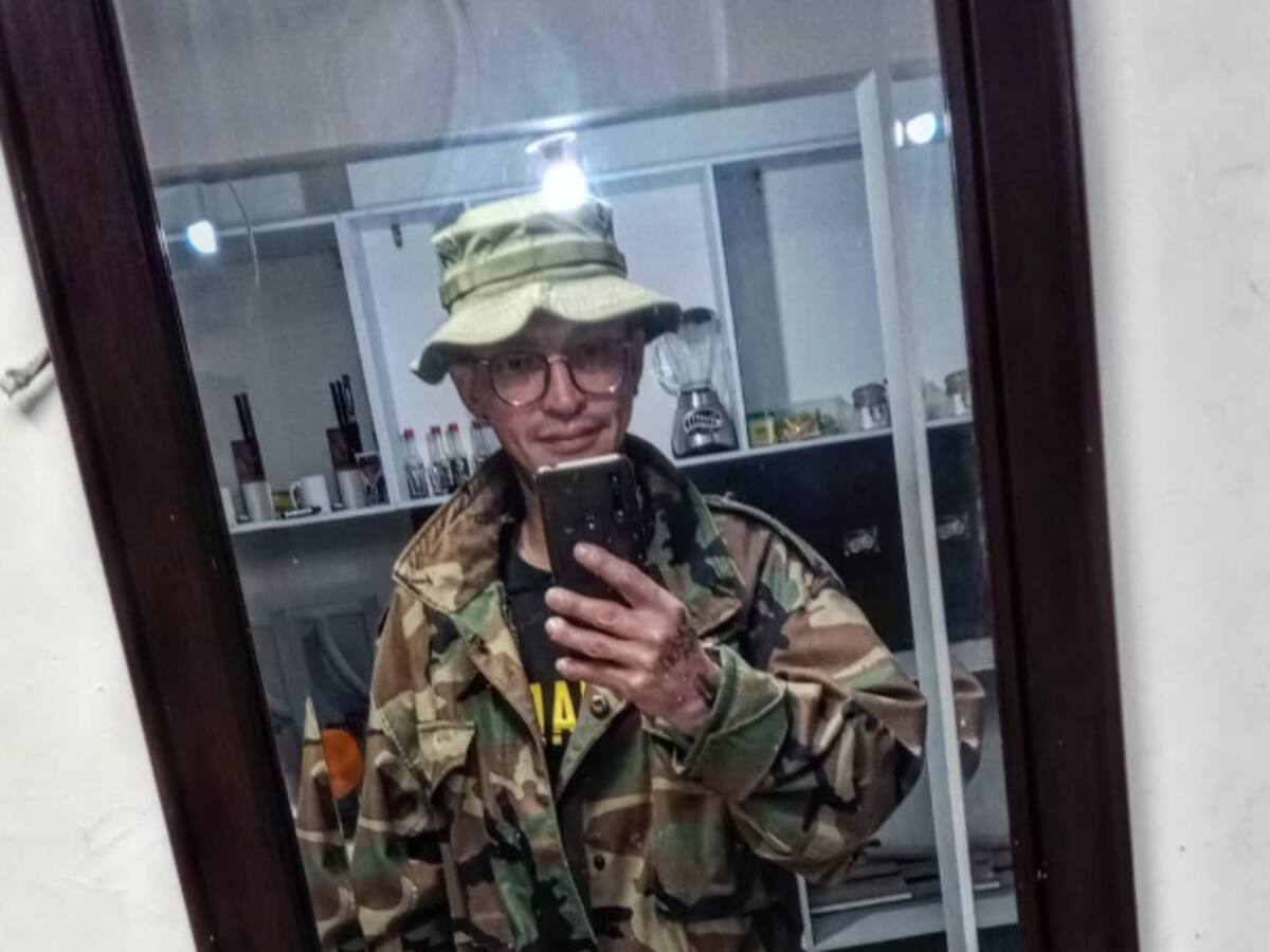 En Medellín investigan la muerte de un tatuador que, al parecer, coleccionaba armas