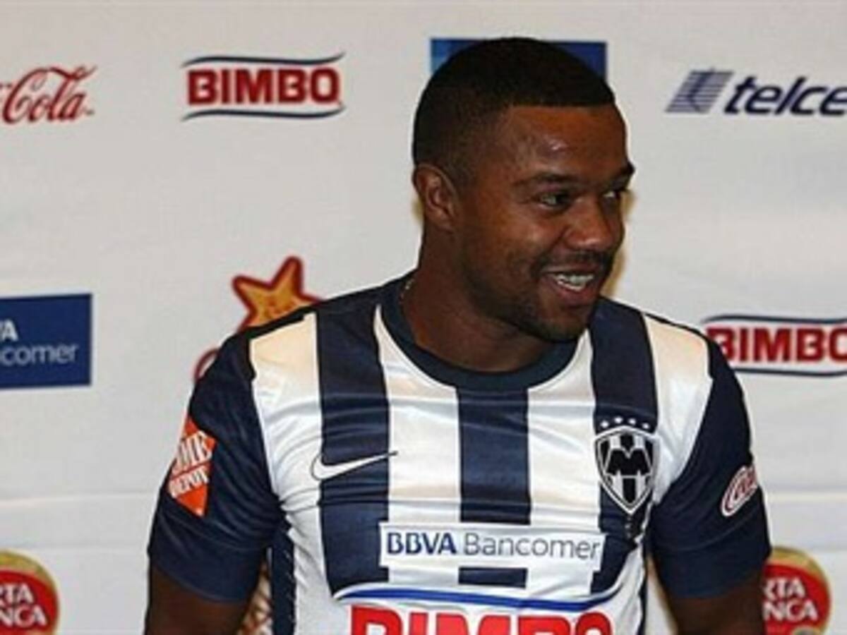 Monterrey acepta el traspaso de Pabón al Valencia