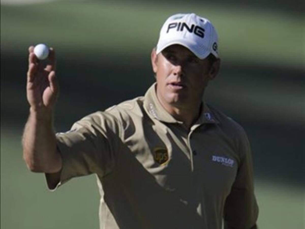 Lee Westwood sigue dominando el Masters de Golf de Augusta