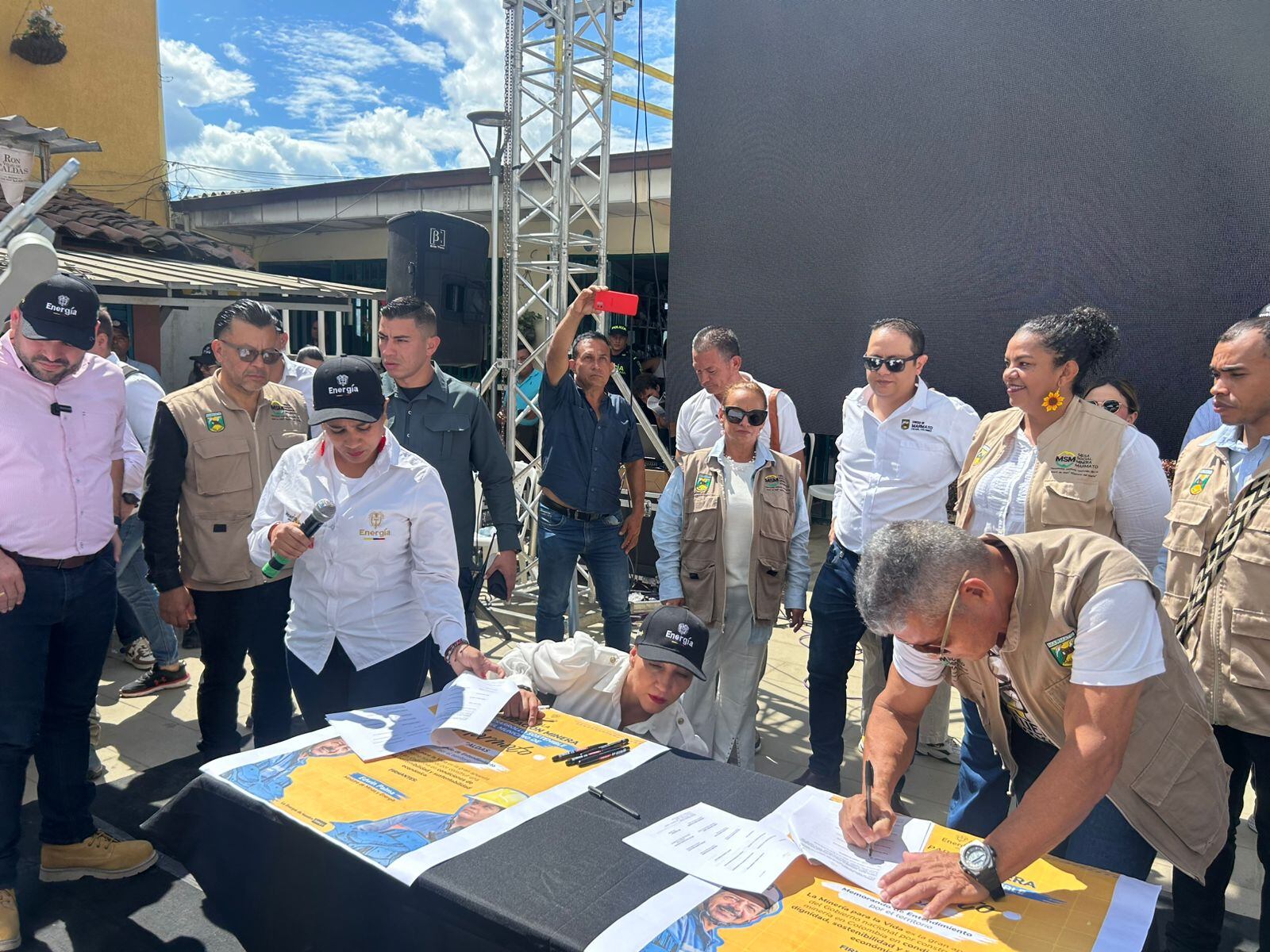 Legalizan 100 títulos mineros en Marmato