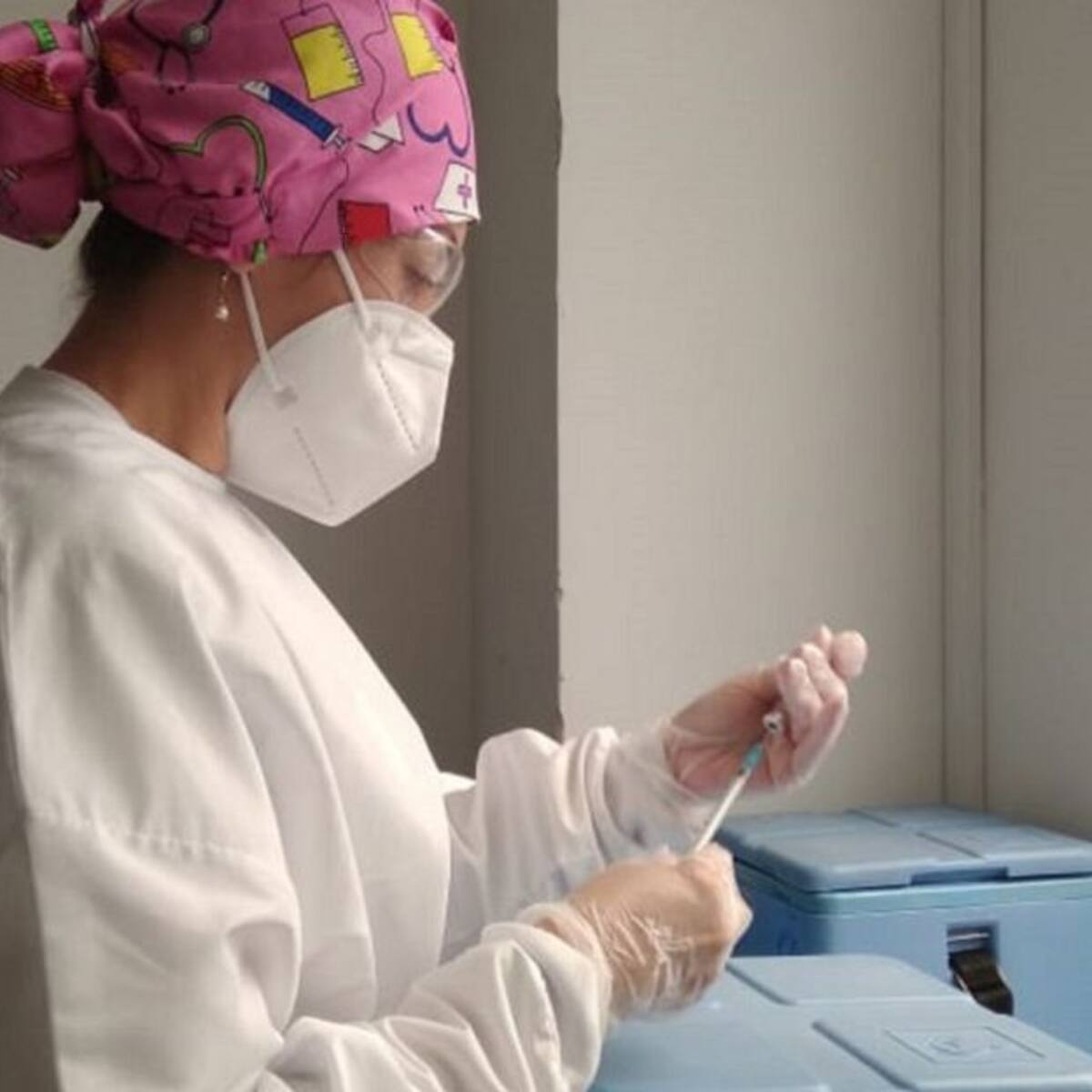 En Quindío llaman la atención de vacunación COVID ante pico de pandemia