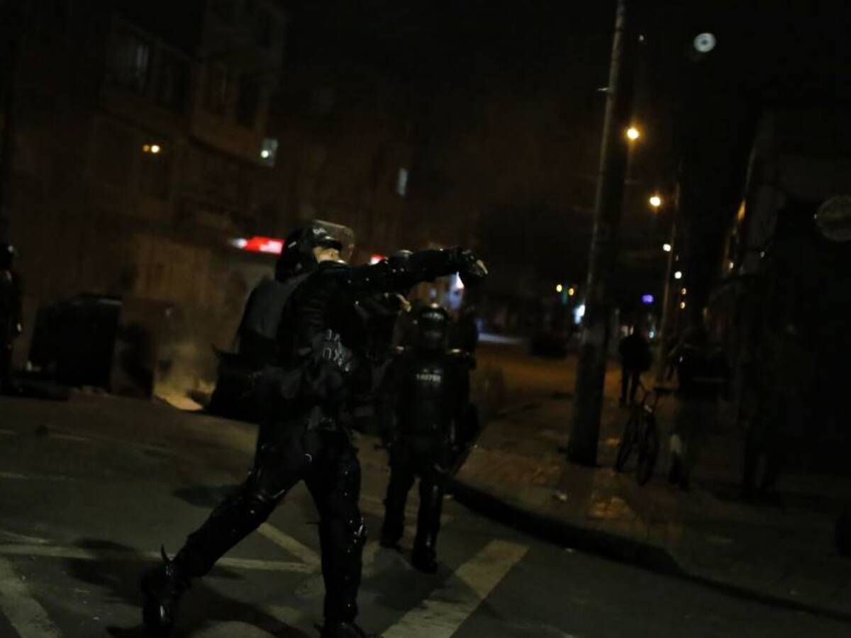 Uniformados investigados por excesos en el 9s habrían sido condecorados