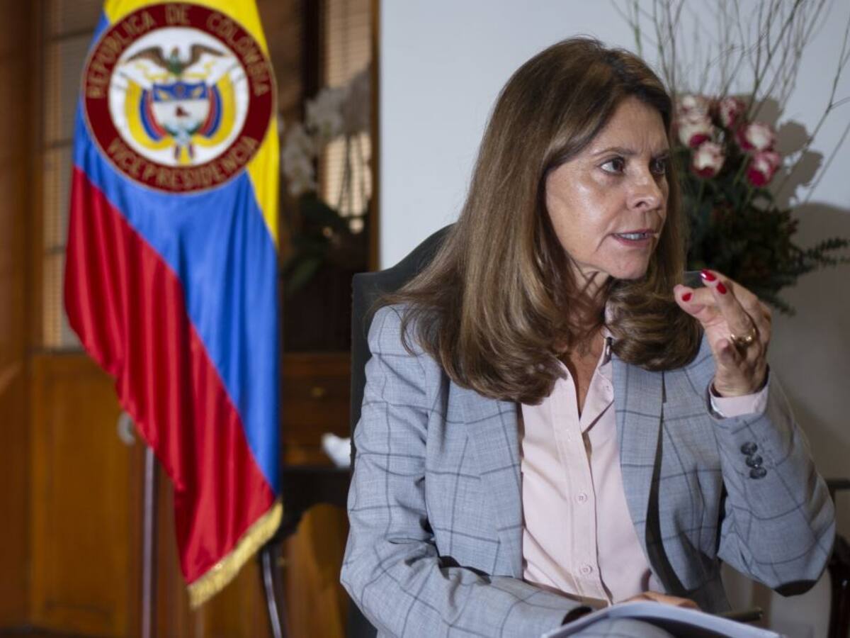 Vicepresidenta abre posibilidad de retirar texto de ley de financiamiento