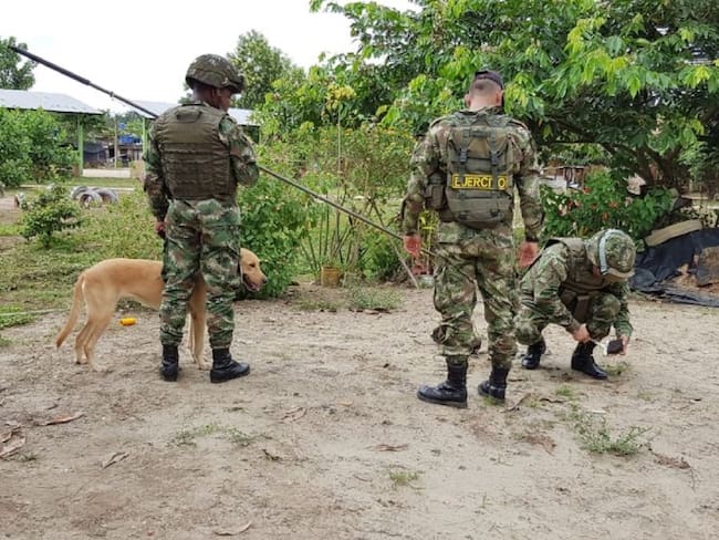 Ejército destruye artefacto explosivo en zona urbana de San José del Guavia