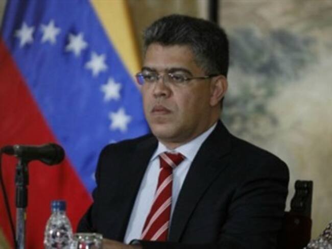 Venezuela instala comisión para estrechar relaciones comerciales con Colombia