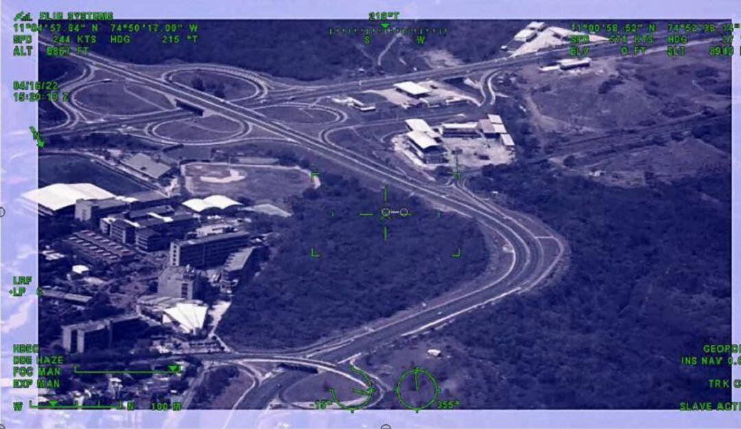 Se incrementaron los patrullajes aéreos en las vías principales que conducen al centro, occidente y oriente del país