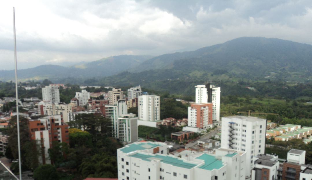 Armenia-Caracol Radio Armenia