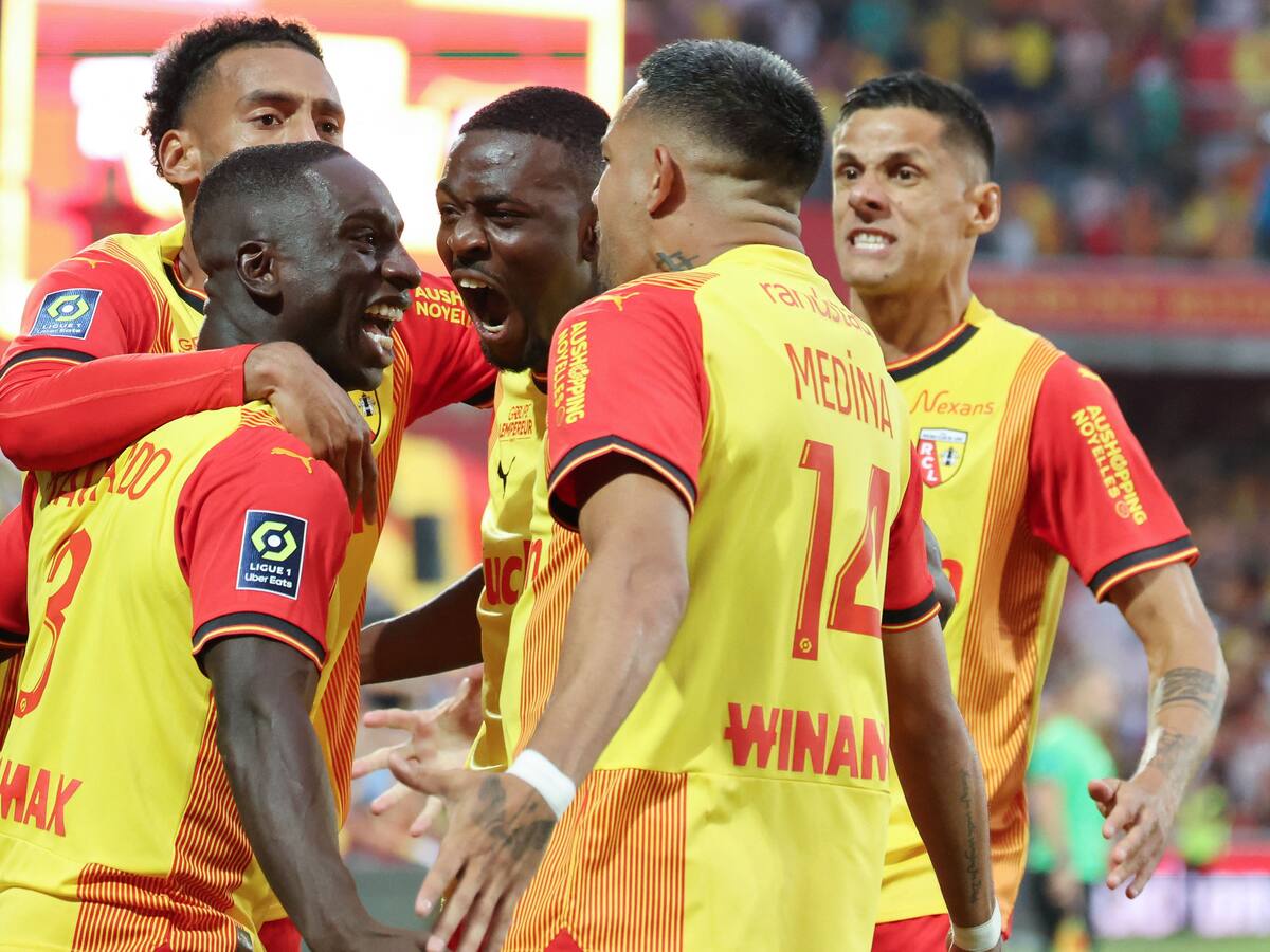 Déiver Machado marcó un golazo y Óscar Cortés debutó oficialmente en empate del Lens