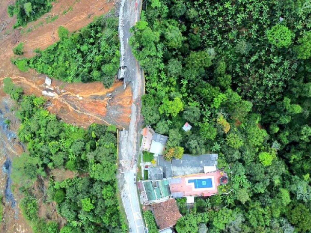Un puente, la alternativa urgente para la vía Santa Bárbara- La Pintada