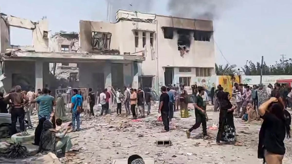 Autoridades confirman 85 muertos en el ataque israelí a una escuela femenina en Irán