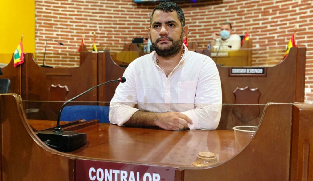 Rafael Castillo Fortich es el nuevo responsable de la dependencia, es abogado especialista en Responsabilidad y Seguros
