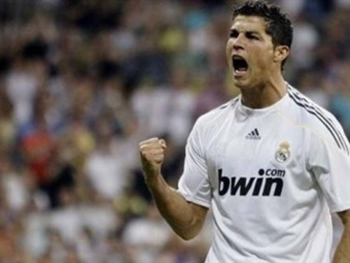 PERFIL- Cristiano Ronaldo, una estrella que brilla con luz propia