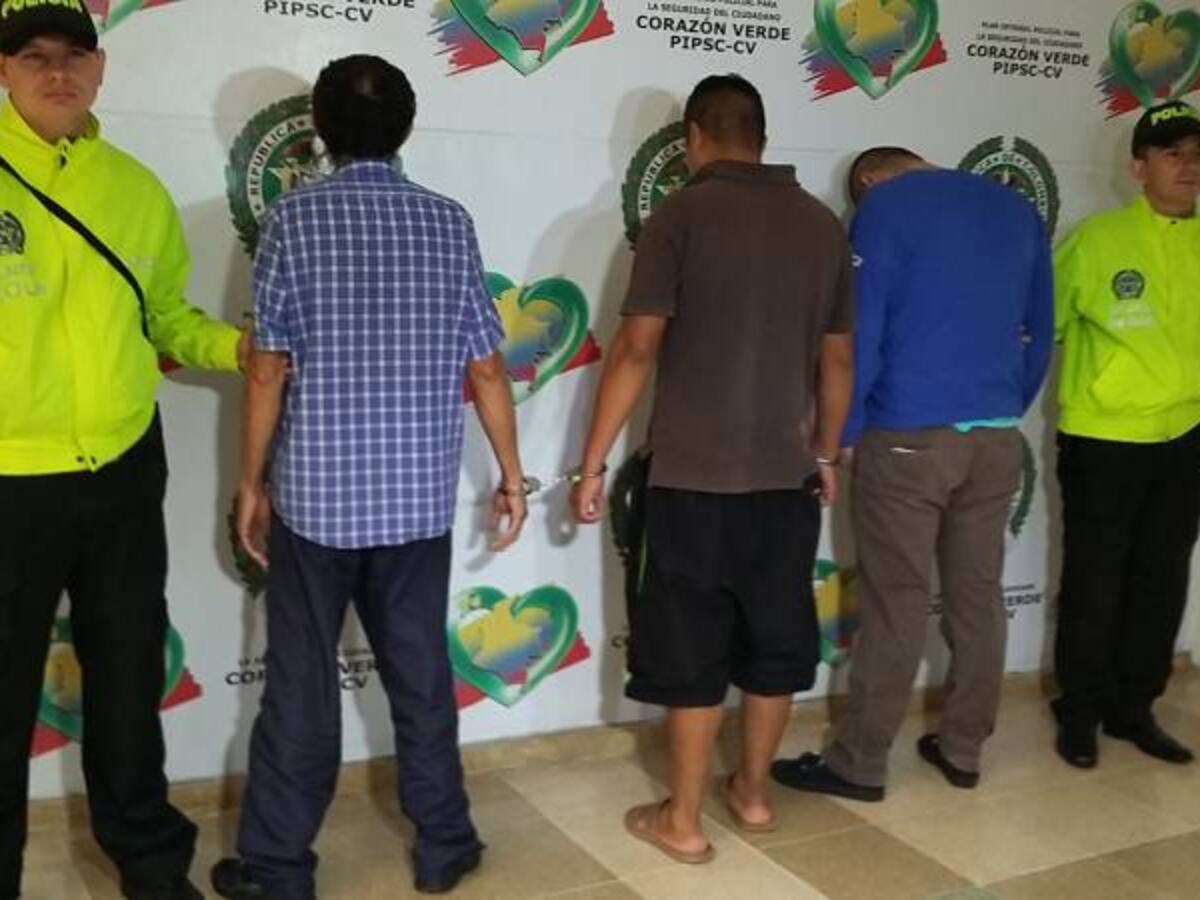 La policía capturó a tres hombres en Armenia señalados por abusar de menores