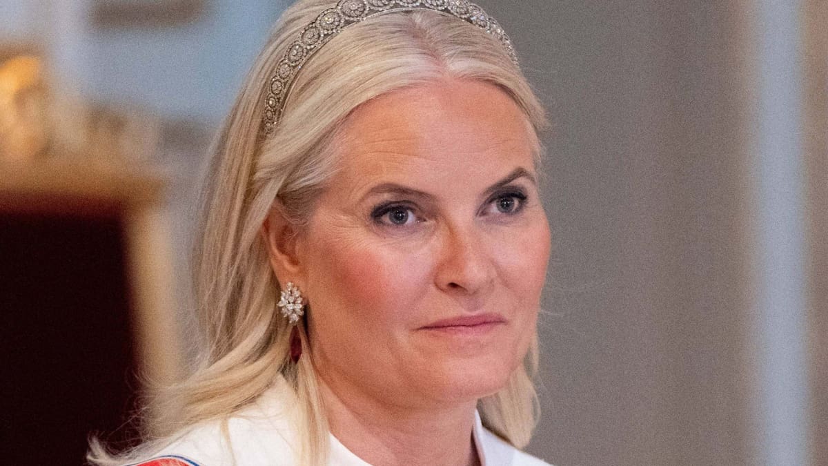 La princesa Mett-Marit de Noruega afirma haber sido “manipulada y engañada” por Jeffrey Epstein