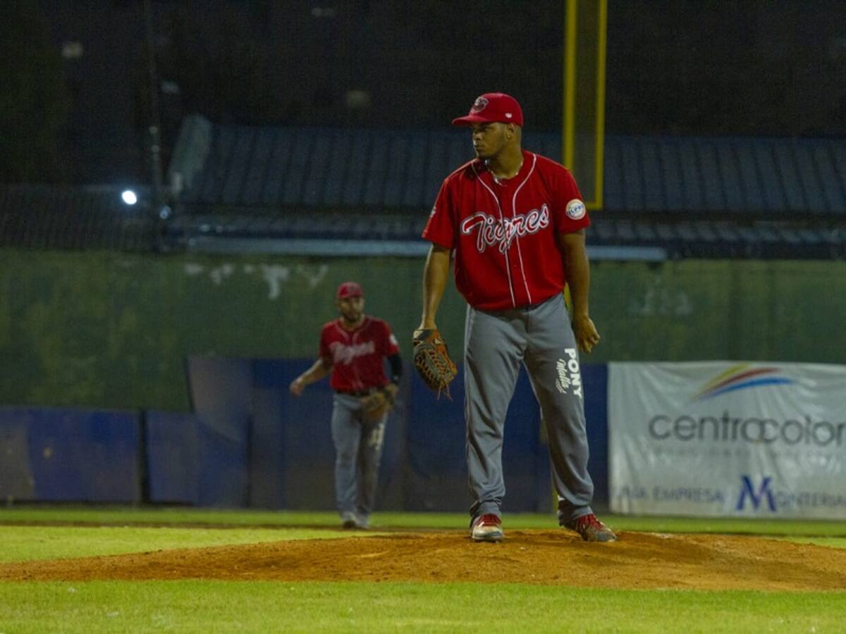 Los Tigres pegaron primero en la ciudad de Montería ante Vaqueros